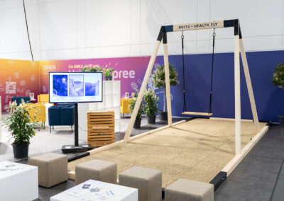 Mobile Schaukel auf Messe